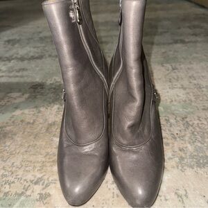 Longchamp Elegant Gray/tan Leather Women's Shoes